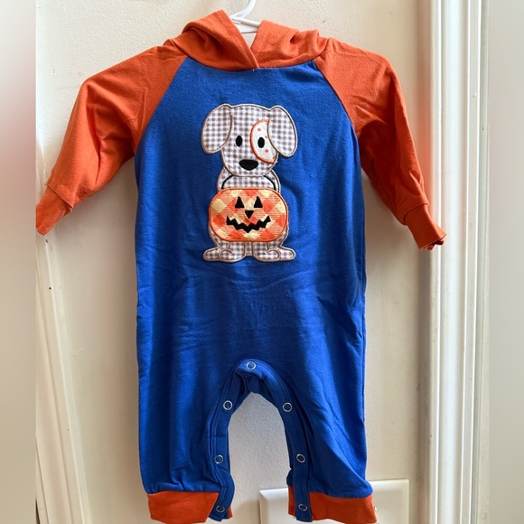New Trick or Treat Puppy Halloween Hooded Romper - Picture 1 of 9